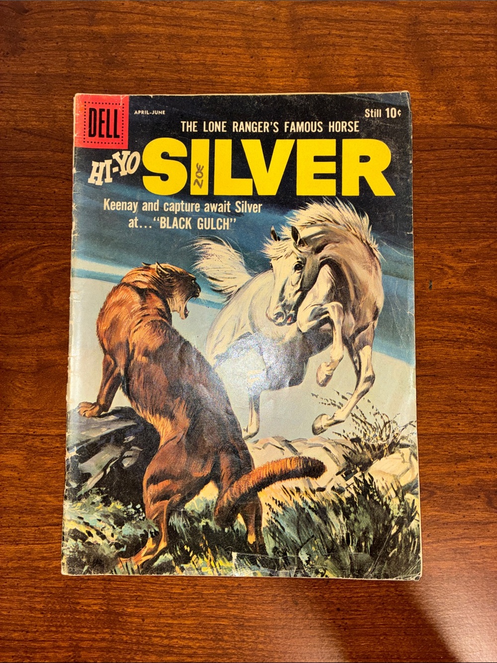 Dell Hi-Yo Silver Comic Book- Yellow, White & Brown